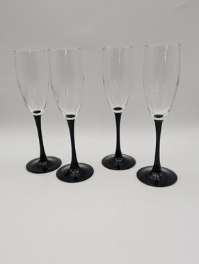 4 Vtg Domino Signature Black Champagne Flutes